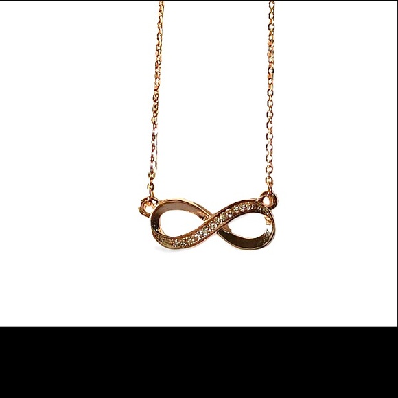 🔥🔥Clearance SALE 🔥🔥 Brand new latest designer chain pendant set. - Picture 3 of 3